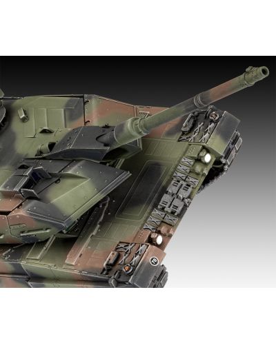 Sastavljivi model Revell - Tenk Leopard 2 A6/A6NL - 5